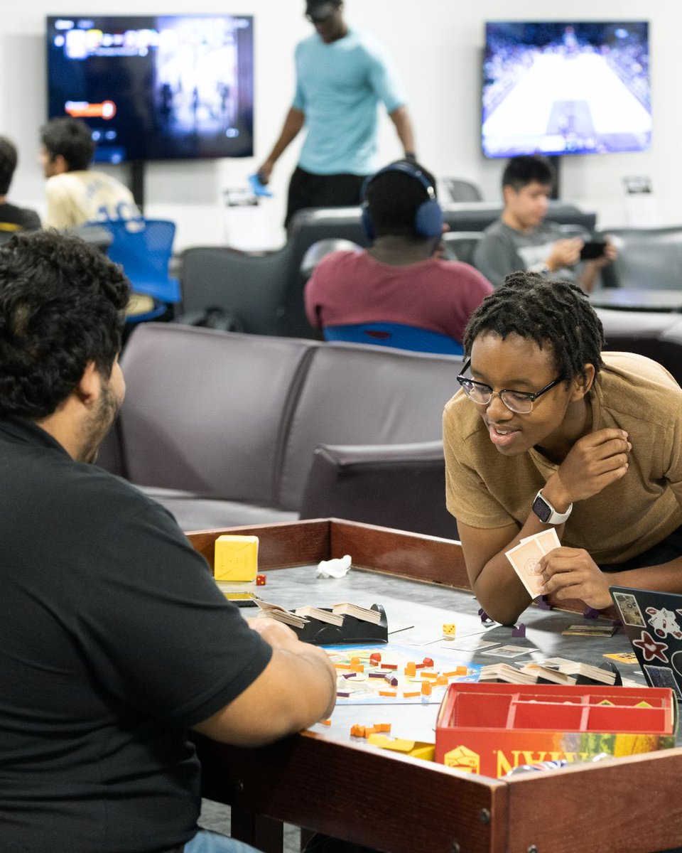 utalibraries's tweet photo. Mavs, midterms can be a lot. Remember, UTA Libraries is here to help you find research, resources and support for your studies. And when you need a break, take one! Rest is part of the process. Keep going, take it one step at a time and know we’re rooting for you! https://t.co/J6iGtMfsNs