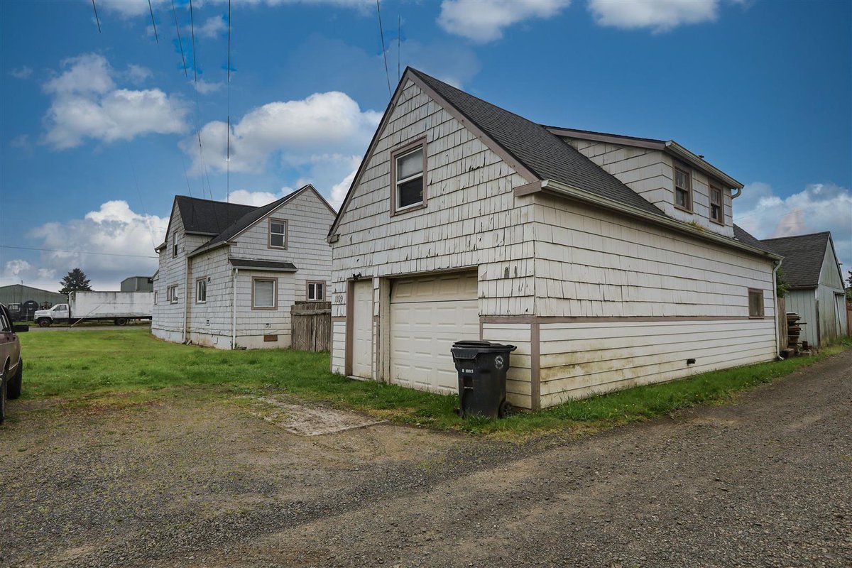GreningerHarley's tweet photo. We just put together this tour and would love to get your thoughts on it! 

#PremierRealty #AberdeenWA #RealEstate #Graysharbor https://t.co/75g3d1iZcu