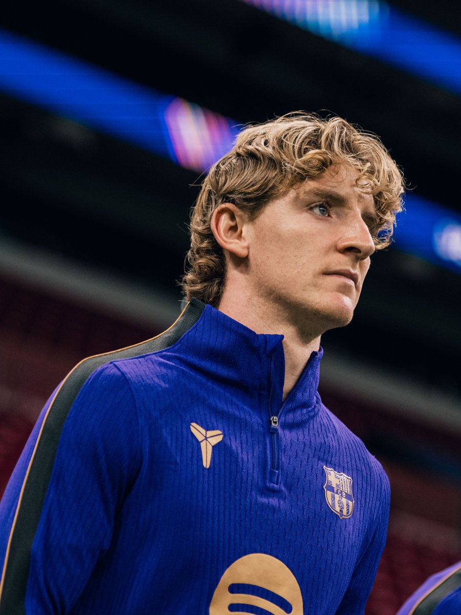 FCBarcelona_cat's tweet photo. Qui té ganes de la versió de Champions d'Anthony Gordon? https://t.co/ZI6od5b8KQ