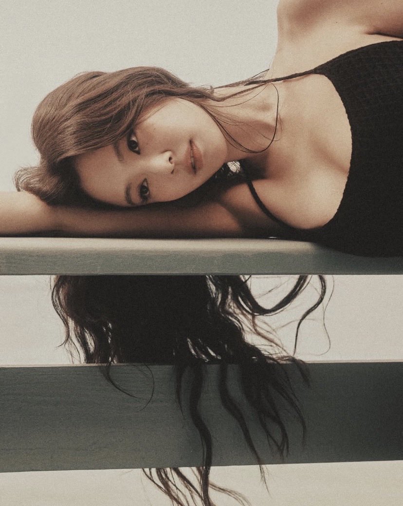 gorg_eousja's tweet photo. jennie kim is dangerously pretty. https://t.co/Yg2JN8yC6m