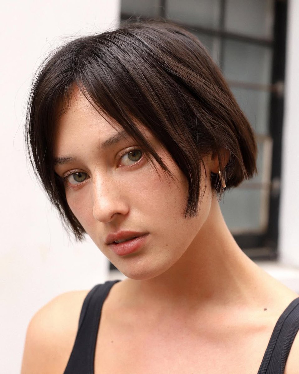 TelekineticKate's tweet photo. A woman with telekinetic powers.  

Is trying to learn them and adjust to having them. 
Works as a multiversal scientist.  
Enjoys adventures and likes to read and play games. 
Roleplay account https://t.co/WhqjpvhvzT