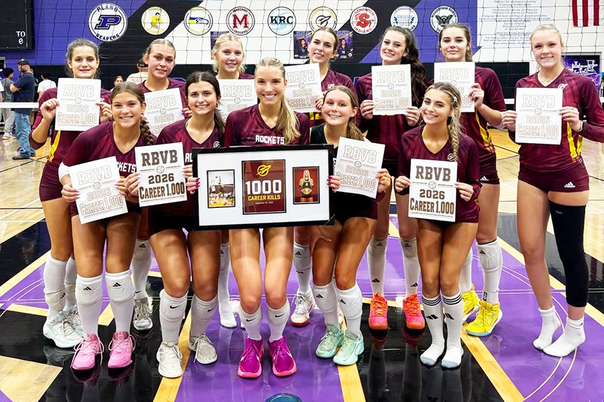 illprepvb's tweet photo. Ultimate Player of the Week Dani Hopp has Richmond-Burton rocketing to the top
https://t.co/YPk8XRgyAQ https://t.co/YRrw1eQ7C6