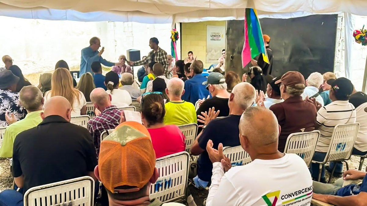 BiagioPilieri's tweet photo. Extraordinaria jornada de trabajo con los Coordinadores responsables de Convergencia de los 14 municipios de nuestro estado Yaracuy. 

En Convergencia entendemos que la libertad de Venezuela y la recuperación de nuestra democracia y la economía exigen mucho más que intenciones: exigen método, disciplina y una firmeza inquebrantable para lograr las condiciones electorales que el país reclama. 🇻🇪🇱🇹

Agradezco profundamente el compromiso de cada líder municipal que, a pesar de las dificultades cotidianas, sigue de pie y activo en sus comunidades. Nuestra estructura está organizada, unida, sólida y enfocada. 

Seguimos trabajando, sin descanso y con la mirada puesta en el futuro. 🤝🇻🇪
