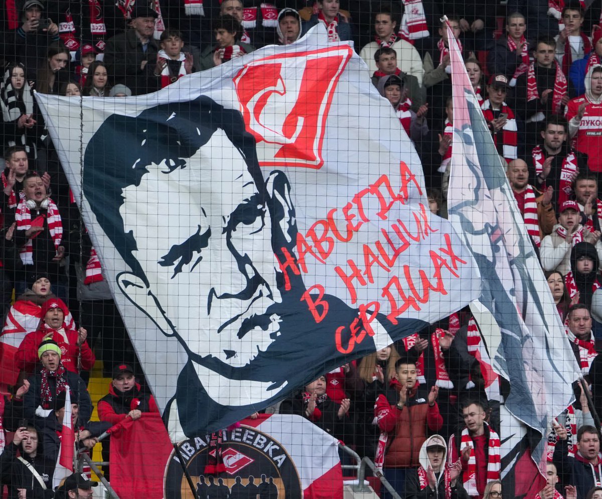 Russia's tweet photo. #OTD 1️⃣0️⃣0️⃣ years ago legend of Soviet football, Nikita #Simonyan — unrivalled master of @fcsm_official was born

⚽️ We pay tribute to Olympic champ, the striker №1 &amp; icon of #SpartakMoscow — Simonyan's legacy is great &amp; still lives in hearts of football fans — the #GOAT 💪 https://t.co/pFwAniWsOw