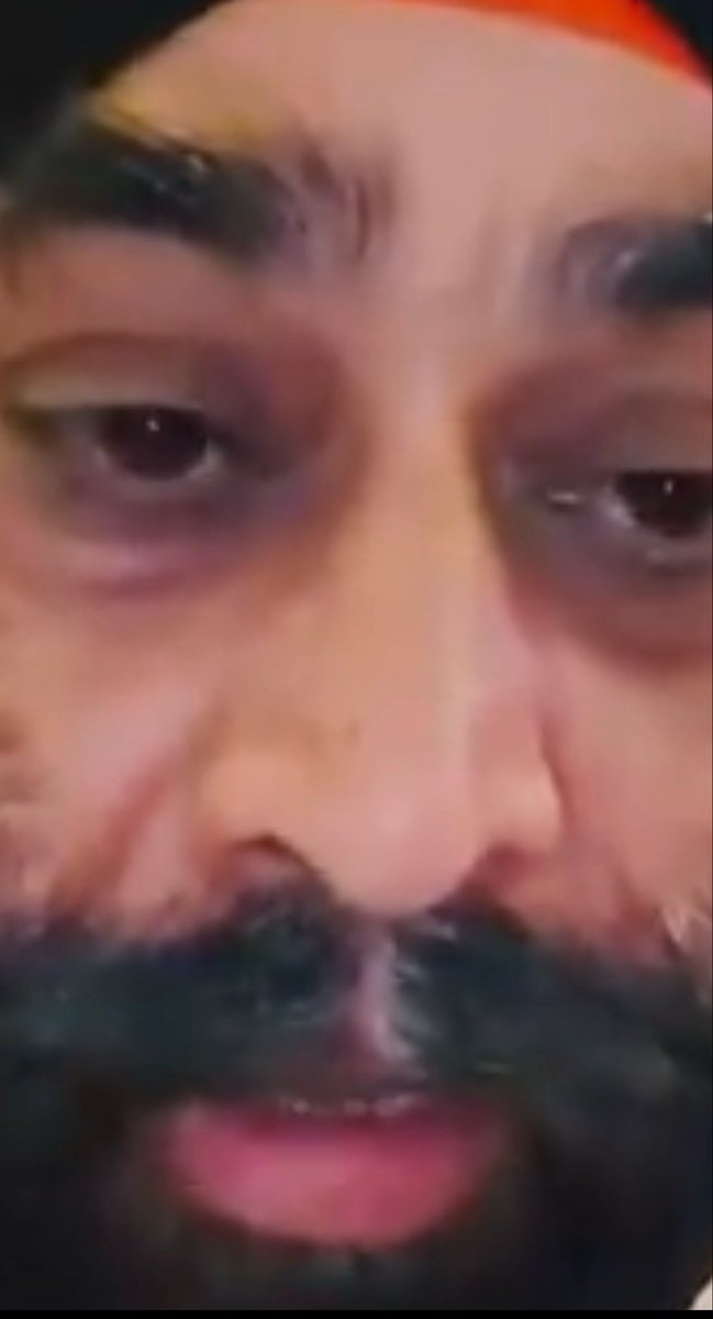 h33bfatigued's tweet photo. @kingkapoor72 @Google Lmfao blessed are those who bless the what again? 

Yeah I think not. 

Btw. What the fuck is this?! https://t.co/PmfjJDMrzI