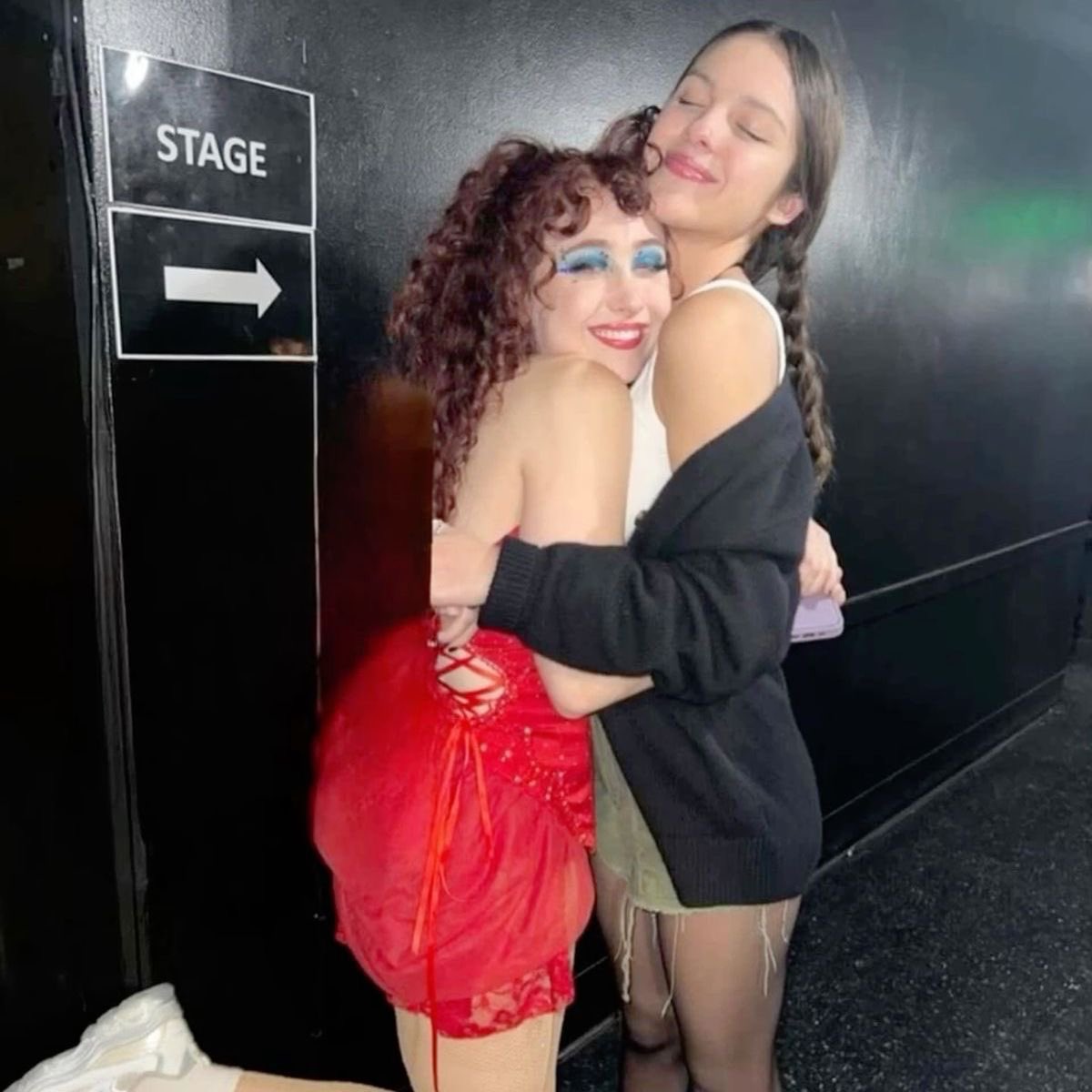 rodrigirlz's tweet photo. IM SO READY FOR CHAPPELIVIA https://t.co/pWhH06Igbs