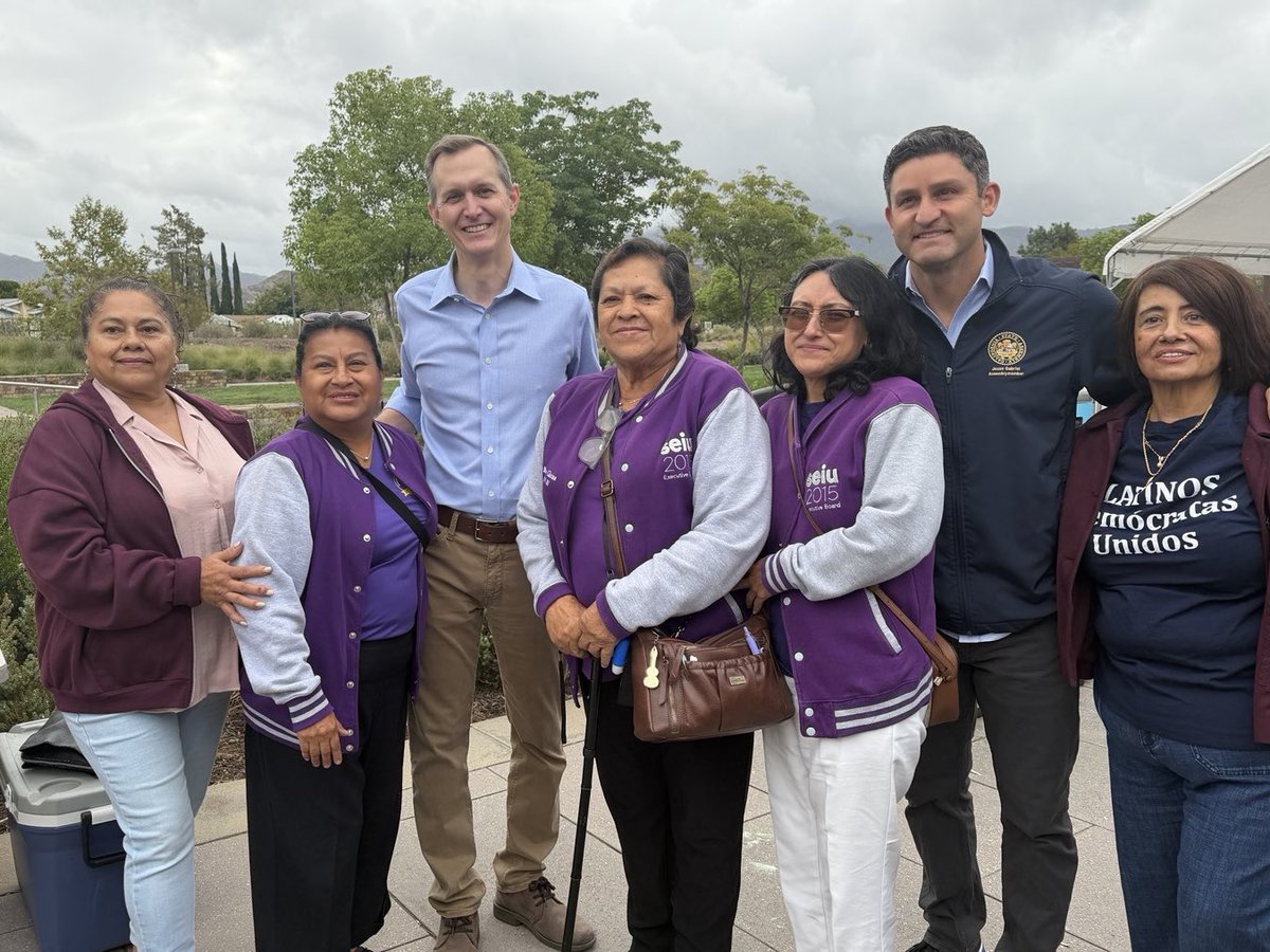 gtwhitesides's tweet photo. I was proud to join our future Governor Xavier Becerra, Asm. Pilar Schiavo, and Asm. Jesse Gabriel — as well as leaders from across our district — for a rally in Santa Clarita!

Thank you to everyone who came out, shared what matters to them, and is working to build a stronger future for California. I’ll keep fighting to deliver results for the Antelope, Santa Clarita, and San Fernando Valleys.

Ballots are out, so make a plan to vote and return your ballot before Election Day, November 3rd!