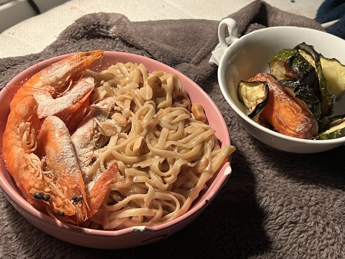 satankitty66's tweet photo. rate my meal
1-10 https://t.co/zlQ5uEpcdt