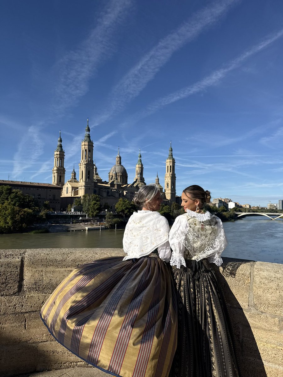 sofiacorellano's tweet photo. FELIZ DÍA DEL PILAR ❤️ https://t.co/8gTWodB0CU