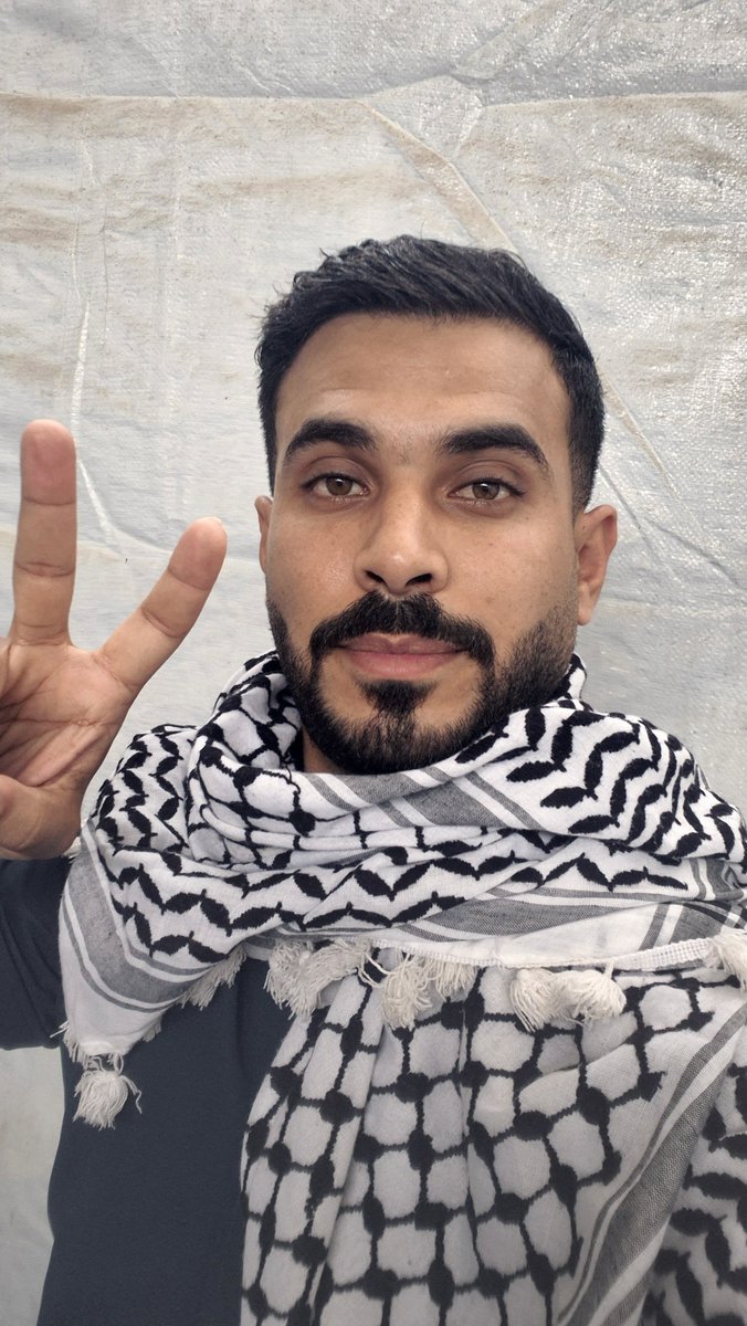 S8S7_'s tweet photo. "I'm Palestinian and I'm curious 🧐
What is something that instantly makes you think of Palestine?
​For example, Israeli occupation: images of destruction and children's body parts; poverty: (the betrayal of Arab countries towards Palestine)?" https://t.co/dI6Ynftqc3