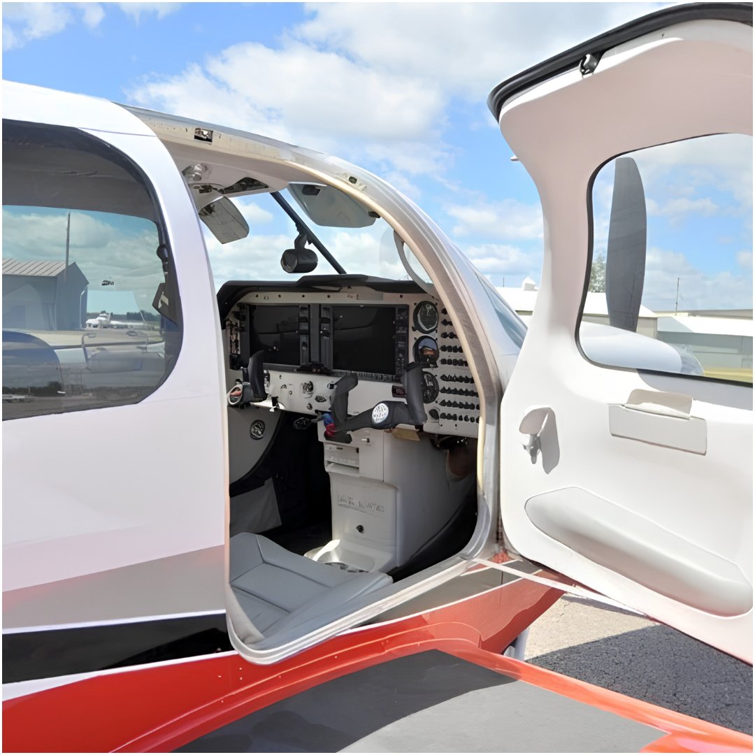 Controller's tweet photo. 2015 MOONEY M20R OVATION3

980 TT | Continental IO-550G 310 HP | Garmin G1000 | GFC 700 Autopilot | WAAS | SVT | ADS-B Out | FIKI | Fixed Oxygen | GTS 800 Traffic | Always Hangared

LSZG, Switzerland

🔗 https://t.co/3mAEU7Aoxt

#Controller #MooneyOvation3 https://t.co/ebnkofMi68