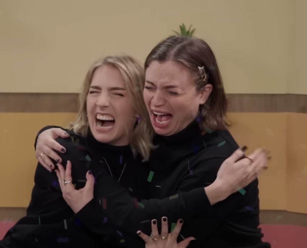 smoshxch's tweet photo. I’m backkkk🥳🥳🥳🥳 https://t.co/Hc3LdbnbJg