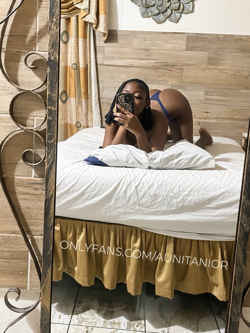 aunitanior's tweet photo. Shirt Or No Shirt?🤔 Panties Or No Panties?🥴😈.. https://t.co/31gO7rGRh1