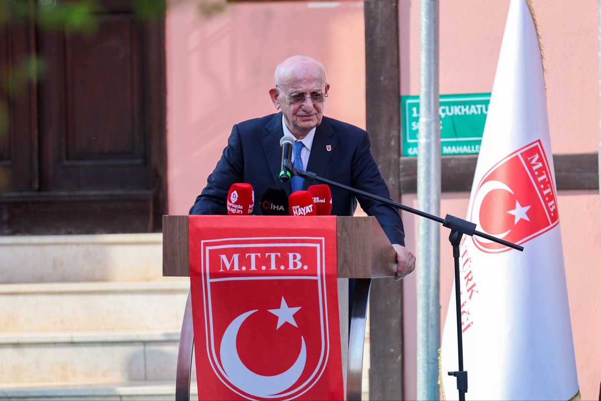 iekarayel's tweet photo. Cumhurbaşkanlığı YİK Başkan Vekilimiz Sayın İsmail Kahraman’ın teşrifleriyle; ilimle aydınlanan, imanla yoğrulan sarsılmaz ruh ve fikir kalemiz Millî Türk Talebe Birliği #Bursa Şubesi yeni hizmet binasının açılışını gerçekleştirdik.

Hayırlı, mübarek olsun.

#MTTB https://t.co/Pj2iX230k2