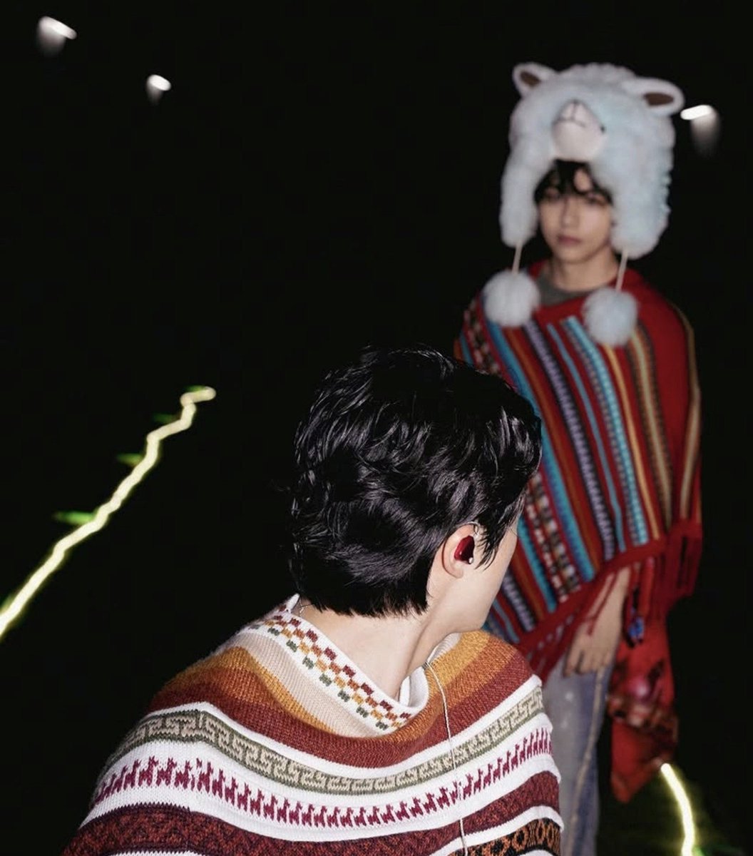 winnttaebear's tweet photo. This sequence is so funny lmao https://t.co/rEuWSHMxx9