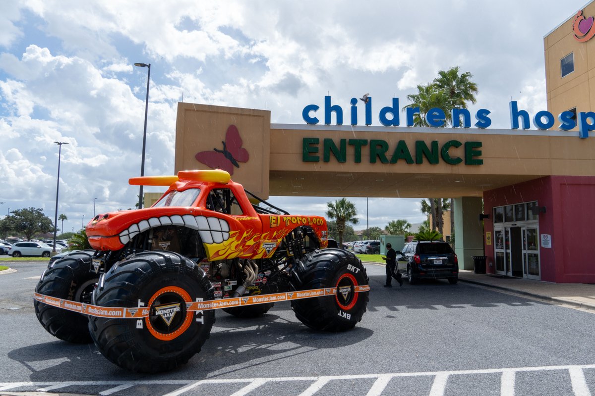 stxhealthsystem's tweet photo. Bull Power &amp; Big Smiles: @ @MonsterJam’s #ElToroLoco rolled into the hospital, giving patients, families, staff and #RGV residents an up-close look at the iconic monster truck in the parking lot before patients enjoyed themed arts &amp; crafts. https://t.co/fvBKsy9fBB