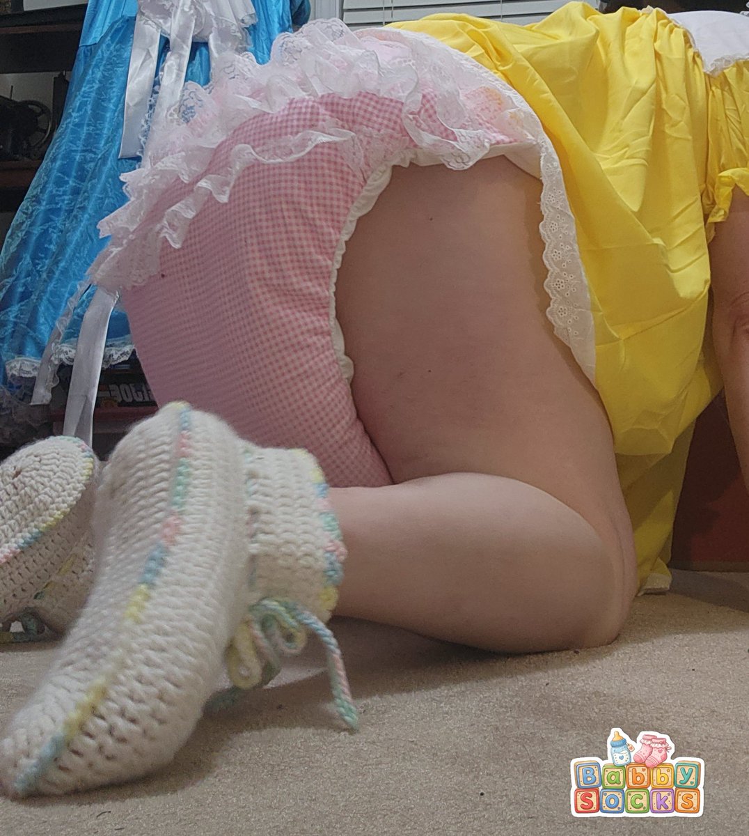 BabbySocks tweet picture