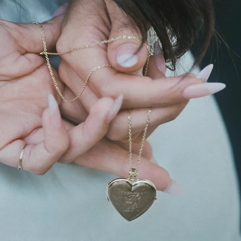 beerfeeds's tweet photo. 🚨 Madison Beer's Official Submissions for the 2027 #GRAMMYs:

locket: 
– Album of the Year 
– Best Pop Vocal Album
– Best Engineered Album
– Best Album Cover

bad enough:
– Best Music Video

yes baby:
– Best Dance Pop Recording

bittersweet:
– Song of the Year
– Record of the Year
– Best Pop Solo Performance
