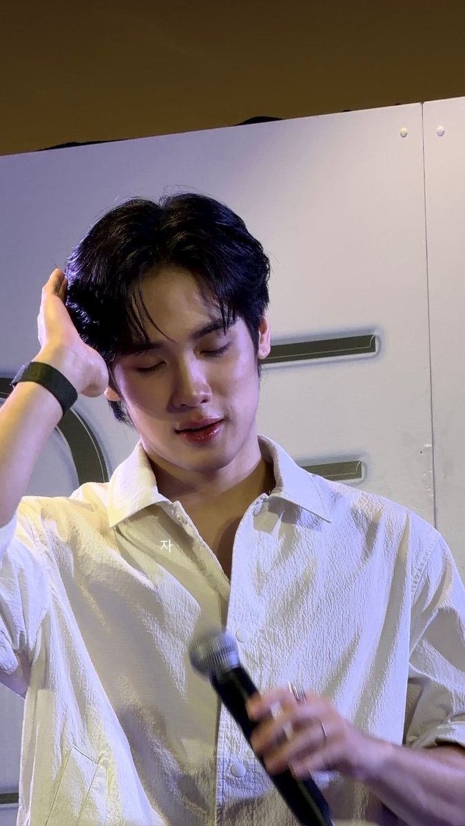 KoyaBTS03's tweet photo. Muy guapo ❣️✨
JAVA GLOWING DENOVA CLINIC
#denovaclinicxjava https://t.co/c0RCWYe5US