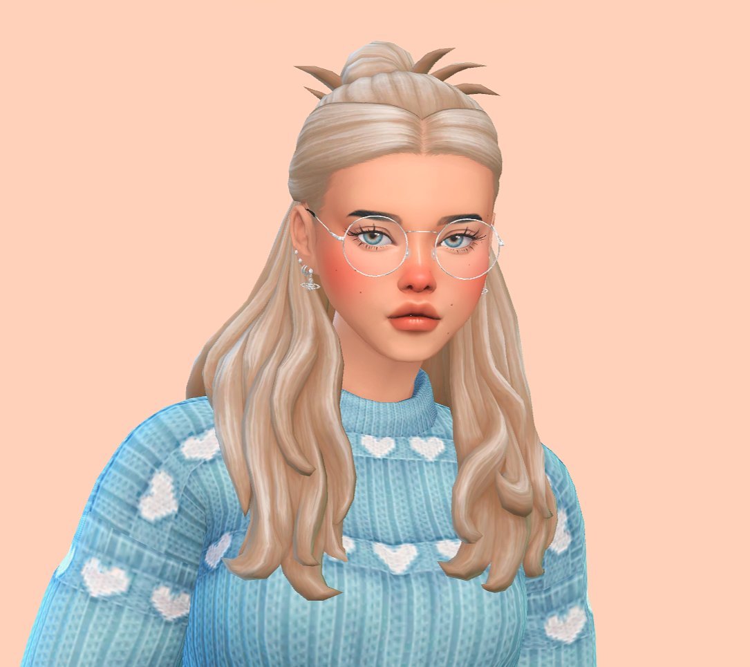 NocturneAnn_'s tweet photo. Los sims de @Mamut_creativo son tan bonitos. Hoy he customizado a Charlotte. 🥰

#TheSims4 #ShowUsYourBuilds #ShowUsYourSims https://t.co/l4ffS00b9O