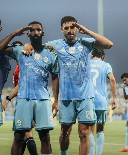 18s7_'s tweet photo. صور تدعو للفخر والله 💚💚💚💚💚💚💚💚 https://t.co/gkSajqKWa2