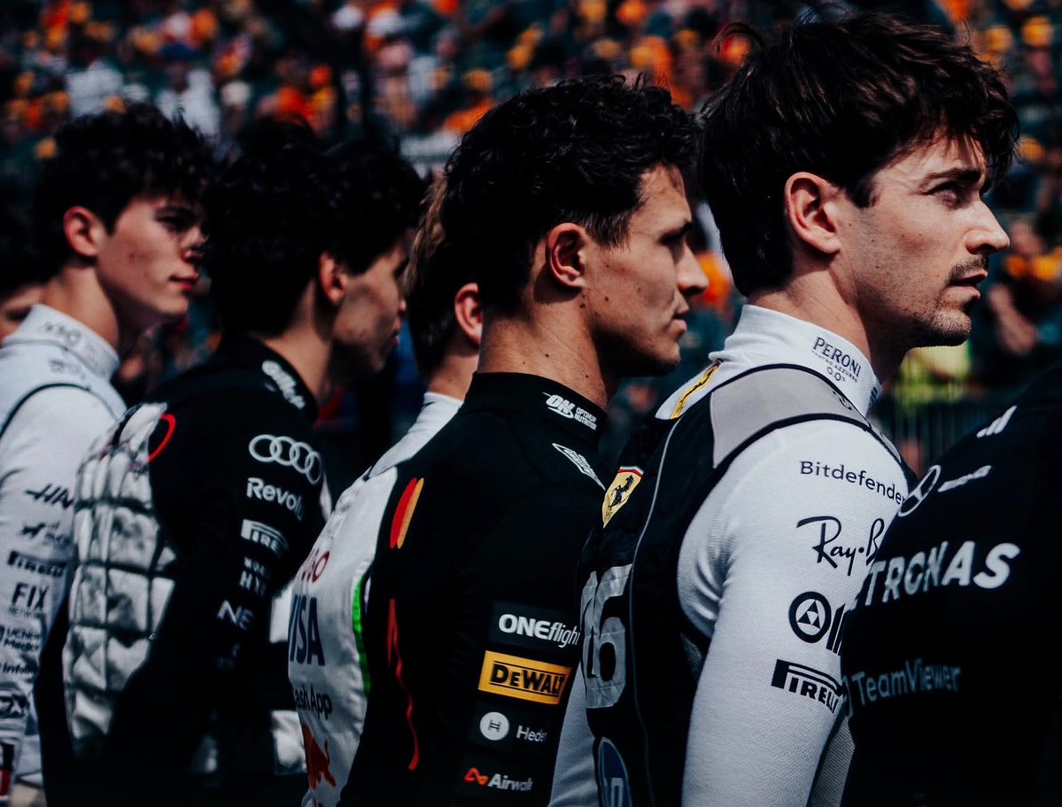 ln4norris's tweet photo. this pic from earlier this season 😮‍💨 https://t.co/sbTqW4o3kF