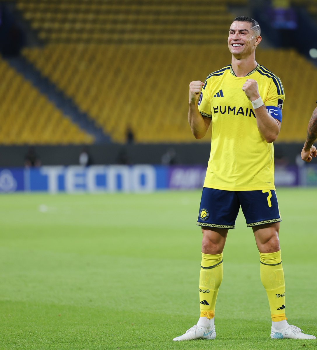 AlNassrFC's tweet photo. سيـد الأرقـام لا يغيب أبدًا 💛 https://t.co/ZXIx2U2dLW