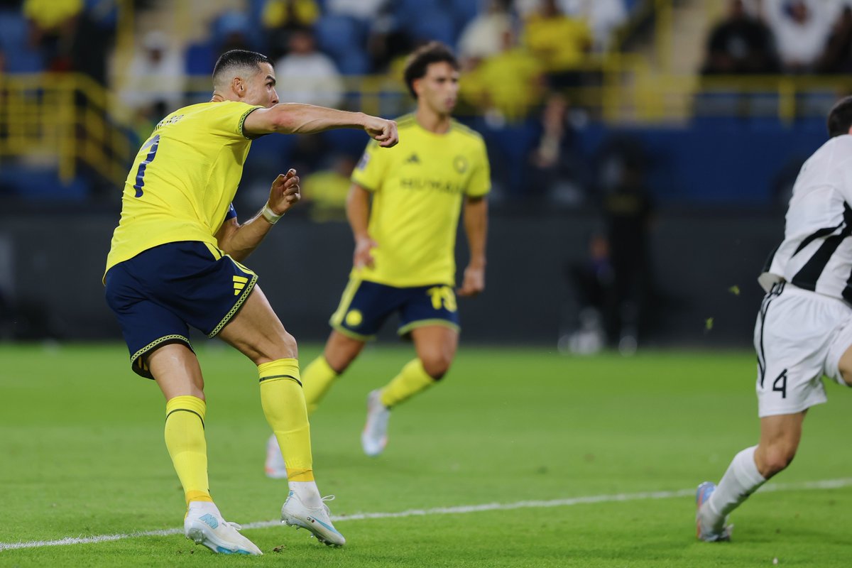 AlNassrFC's tweet photo. سيـد الأرقـام لا يغيب أبدًا 💛 https://t.co/ZXIx2U2dLW