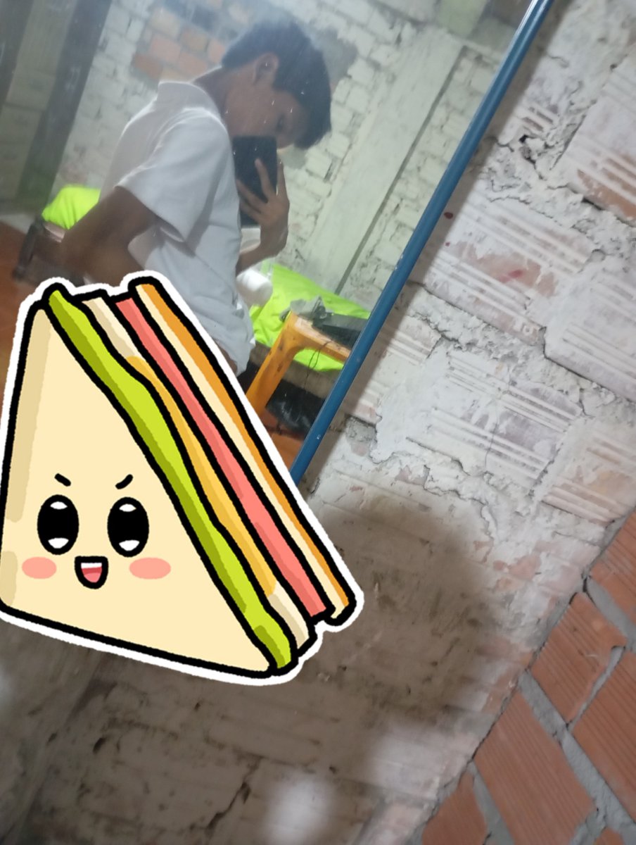 Alexxphyf's tweet photo. Por esto me suspendieron la otra cuenta si solo es una foto normal https://t.co/75xCgJ47qJ