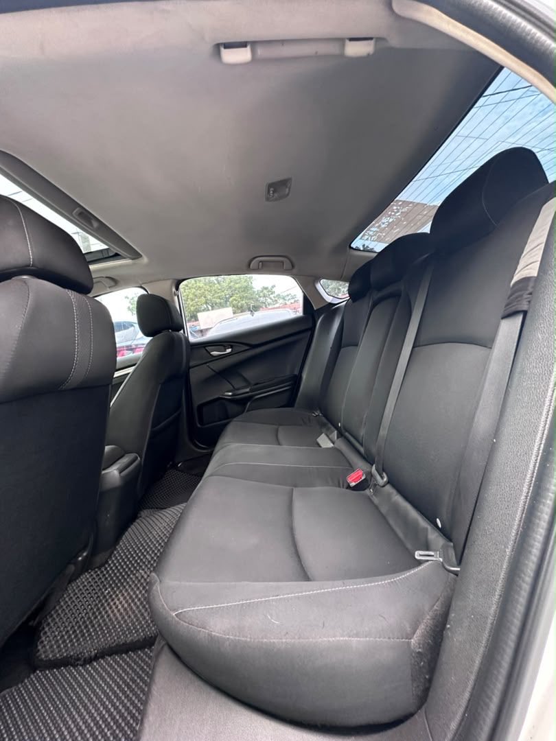 AngelAnon12's tweet photo. See Deal Chale✨
2022 Honda Civic Sport, ¢152.9k

Cleared 22
1.5T solid 
65k+ miles
Automatic
Keyless
Reverse Camera 
Fabric seats
Alloy rims
Infotainment 
Safety Package 
Solid suspension 
AC

Just buy and Drive

Meetup AccraMall 
 applies commission
Dm
+233504677084
https://t.co/Jpfgj9gNUk