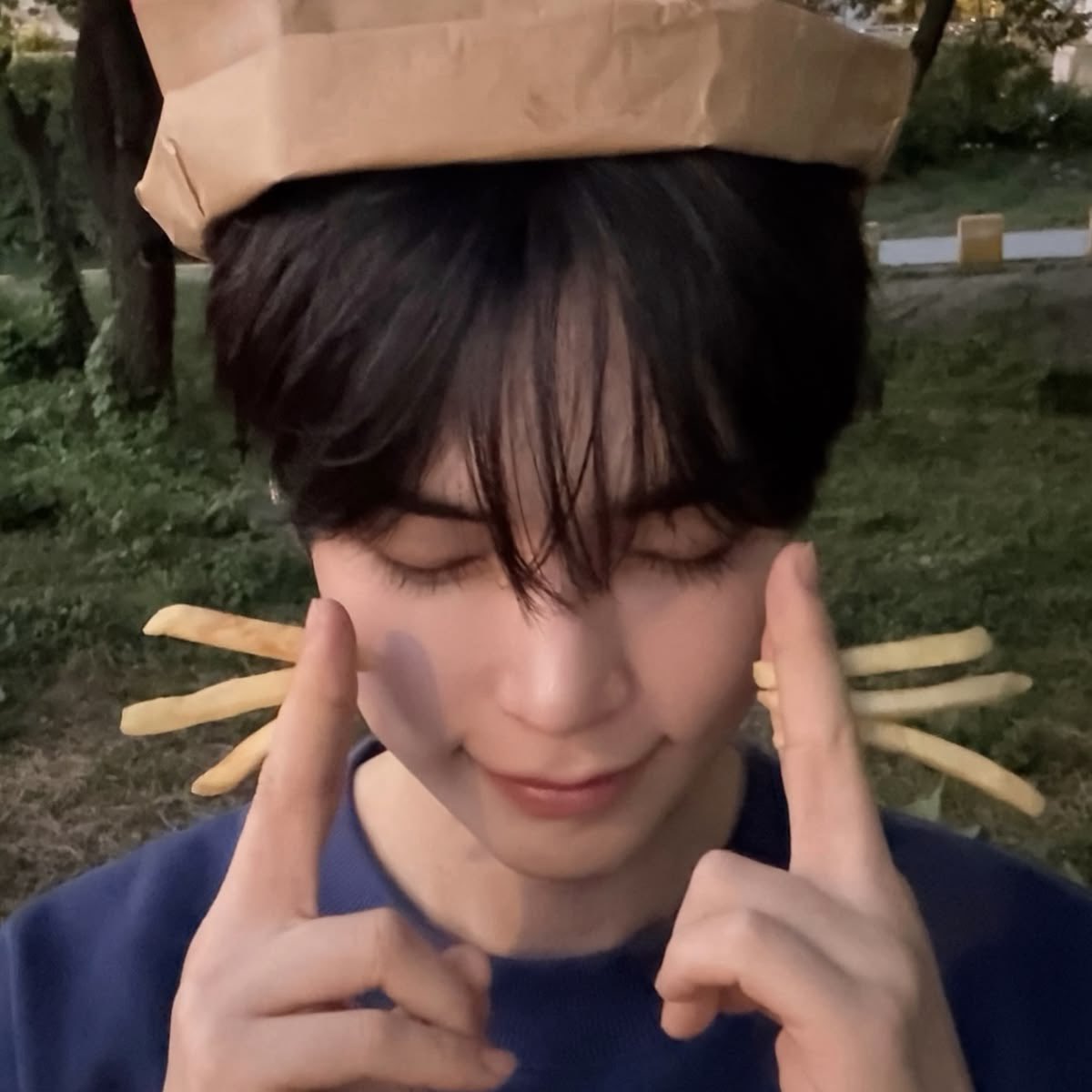 leejeongoomf's tweet photo. lf #zerose #ndclo oomfs !! #promotwt 

          ⁺　.⠀ mio , 20⠀  ⌒₊˚ ❤︎ ⠀ 
            any prns ノ hanbin / ricky bias⠀ .⠀
    ︵  also bias hao and gunwook  .ᐟ 
      #nrose #zerosetwt #ndclotwt
                  #moothunt

         ♡ / ↻ appreciated .ᐟ https://t.co/KLhij6sPLP