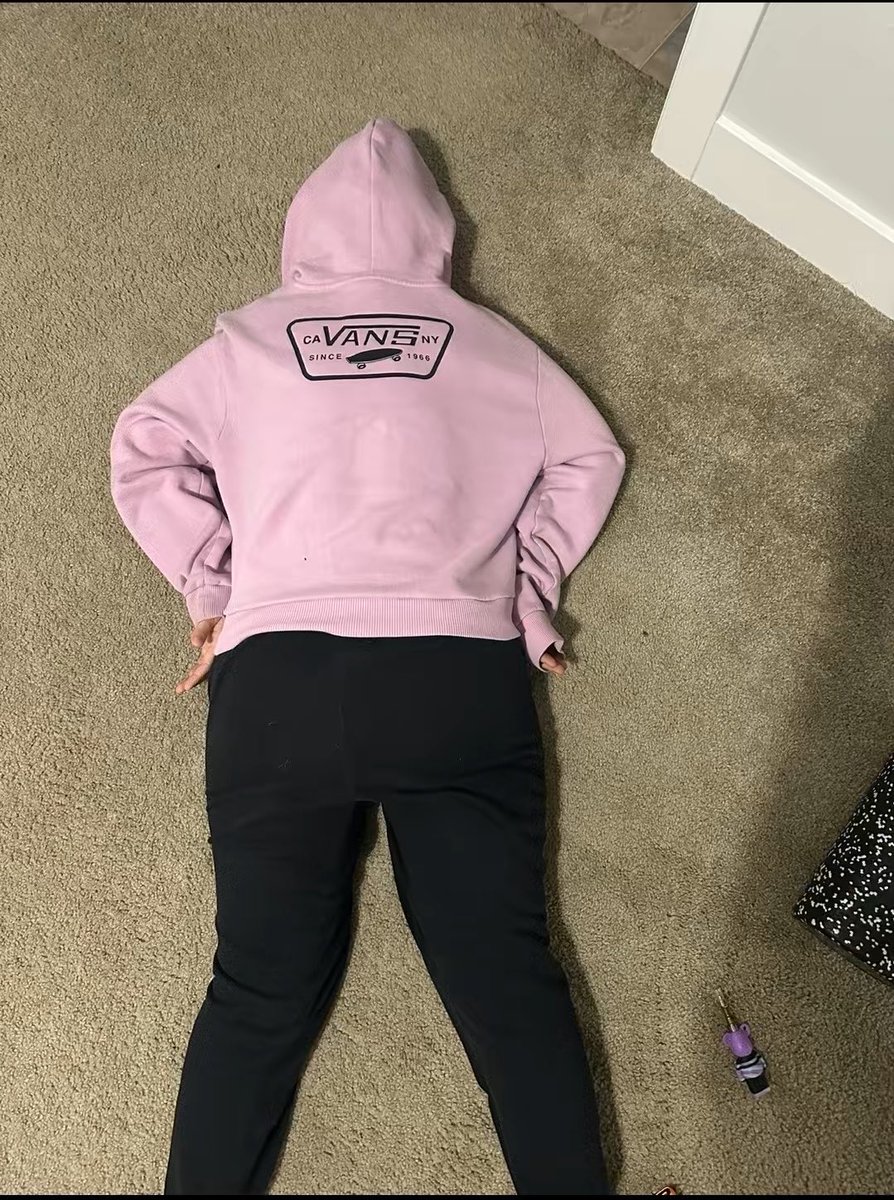 BreezeFlexin's tweet photo. How I look after a mountain bike ride 😝 good position to slide it in tho right??? https://t.co/JE3UDhpb3Q