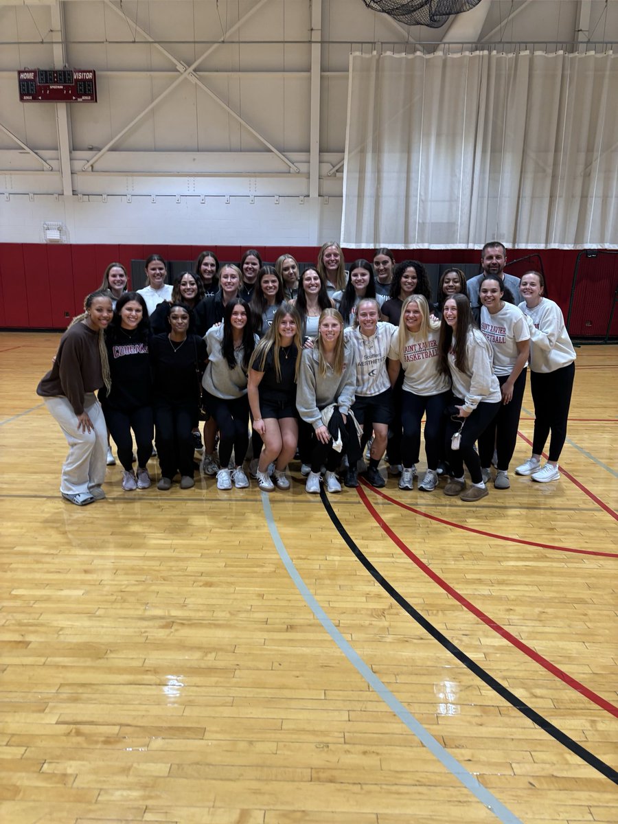 SxuWbb's tweet photo. A great weekend for SXU WBB &amp; alumni! Happy Homecoming!♥️🖤🐾 https://t.co/kQH9jOnsV0