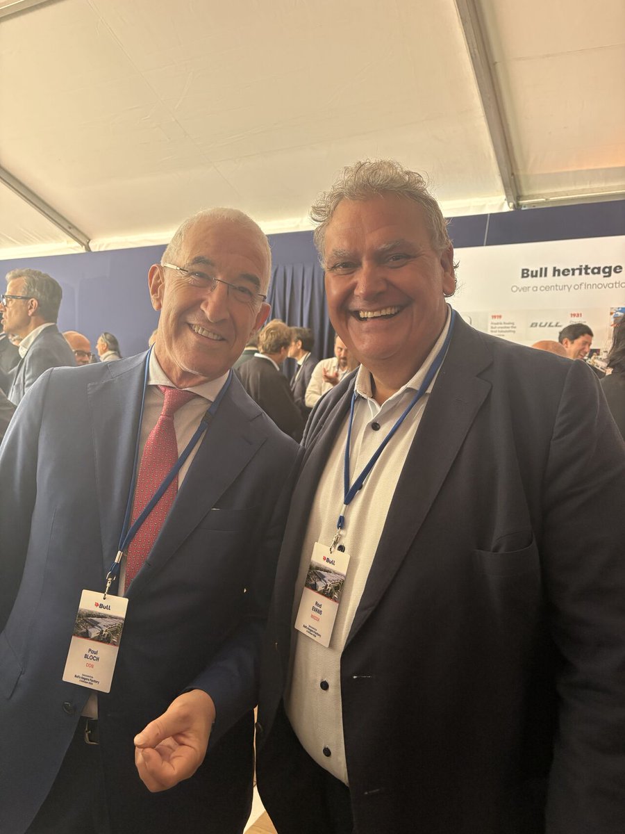 DDNintelligence's tweet photo. Europe's next era of AI infrastructure is taking shape in Angers. 🇫🇷

DDN was proud to join partners and customers at the inauguration of Bull's newly rebuilt Angers factory. 

Take a look at some of the moments DDN shared with our partners and customers at the inauguration 📸 

@BullAIDestiny