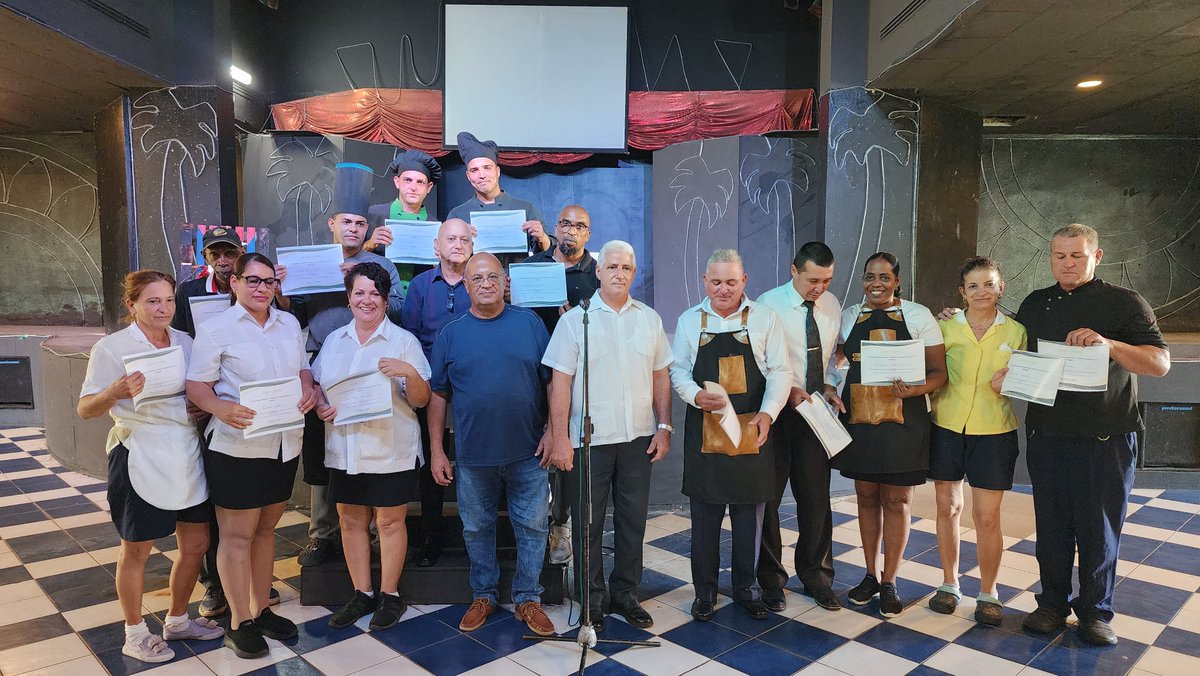 Complejo_SM_AB's tweet photo. Enhorabuena a todos los que participaron! Sigamos construyendo, creando y aportando desde cada trinchera. 👏🇨🇺

#ForumCienciaYTecnica #Solymar #Innovación #CienciaYTécnica https://t.co/Gc3DK5ekTy