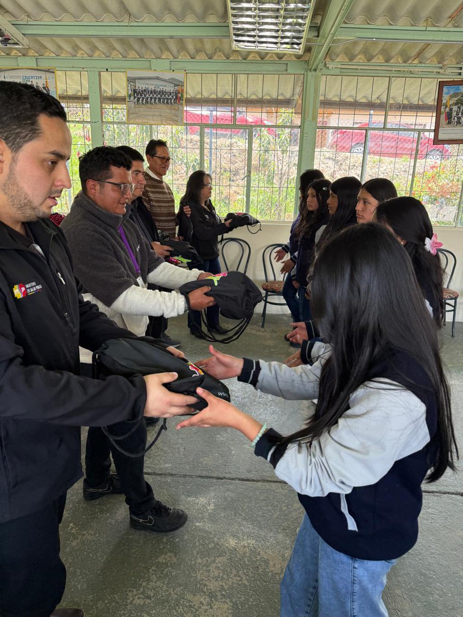 saludazuay_'s tweet photo. #Sígsig|En la parroquia #Jima se inauguró el Proyecto de Educación Sexual Integral para Adolescentes, un espacio para fortalecer conocimientos y promover decisiones responsables. Se comprometieron a informarse, cuidar su salud, ejercer sus derechos y construir su proyecto de vida https://t.co/m1zpKsgA5S