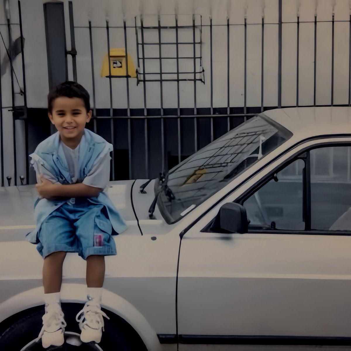 ISLUMDWELLER's tweet photo. ⠀ dezembro　 de　 1998. https://t.co/obmw2VXRjQ