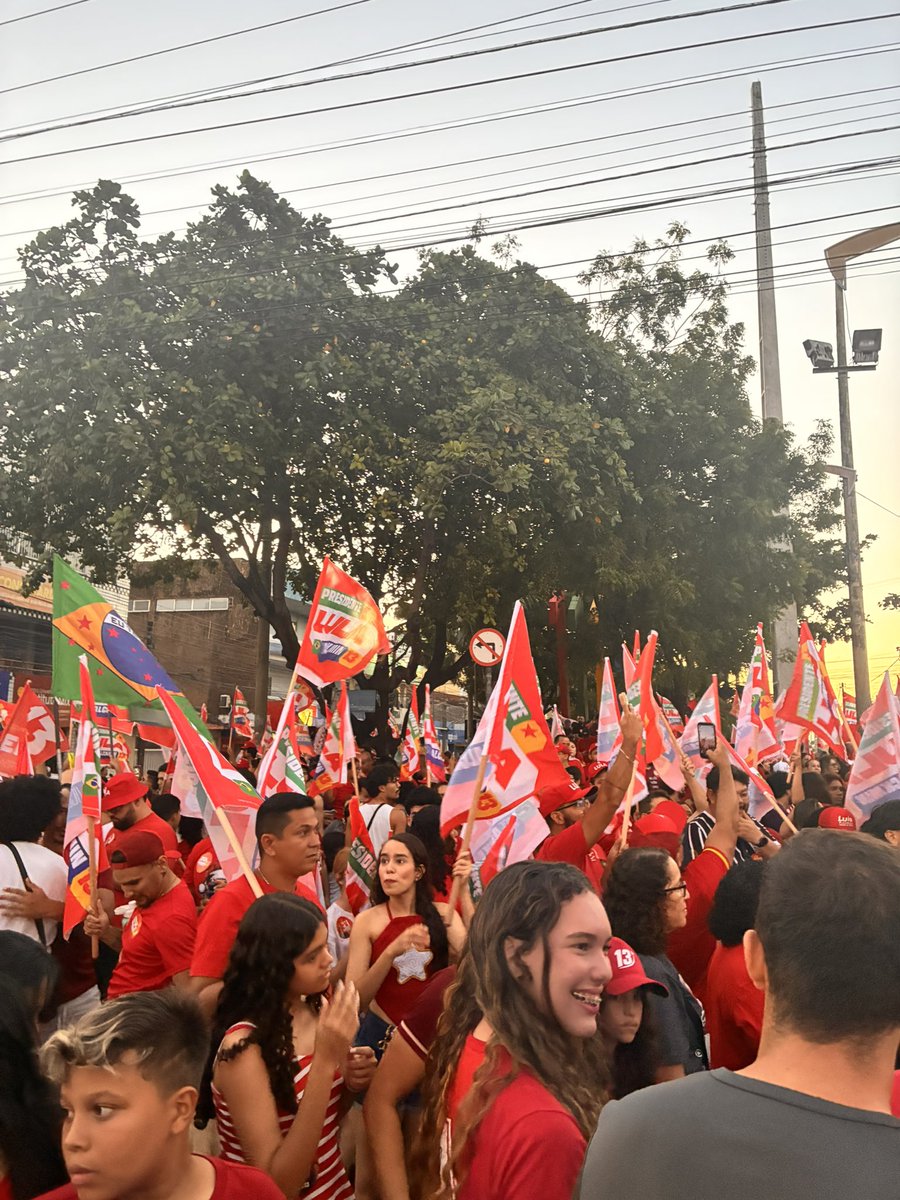laurabraz42's tweet photo. Conj. Ceará agora, agorinha https://t.co/Y6HSxlzV2M