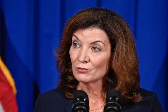 Milajoy's tweet photo. New York rejected more than 16,000 ICE detainers since Trump took office, per DHS.

DHS ties them to charges in 131 homicides. 

132 kidnappings. 

Over 1,000 sex offenses.

Hochul's office says it's no haven for violent criminals.

The numbers say OTHERWISE. https://t.co/0f9HNY5j3q