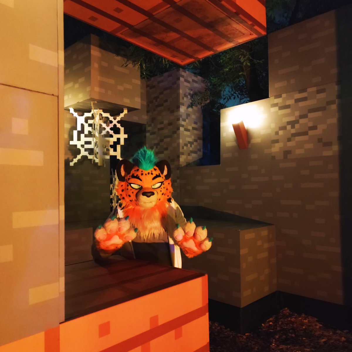 EvanBlessedChee's tweet photo. Cheeto in Minecraft Experience Chile

📷@gartore01

#furry #minecraft #minecraftexperience https://t.co/0ZbxR0XyBn
