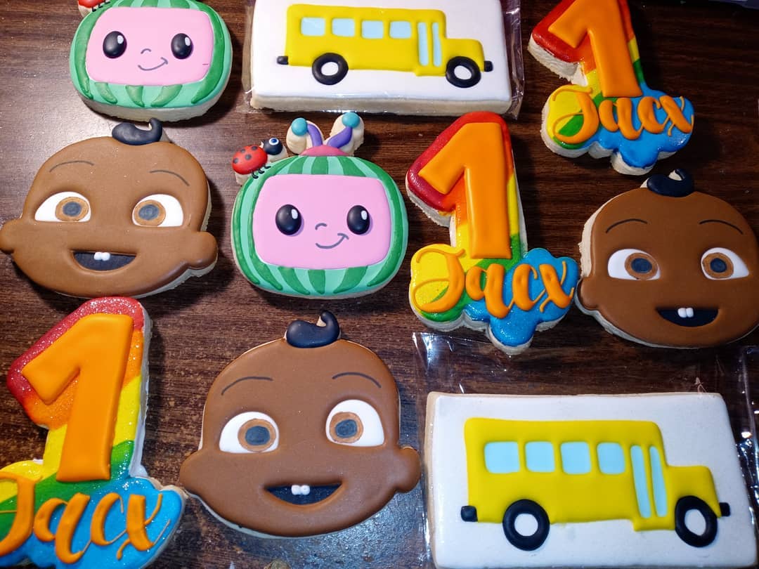 LillyWGHowekxO's tweet photo. Cocomelon cookies are a sweet treat kids will love. https://t.co/P5TahWHnPg