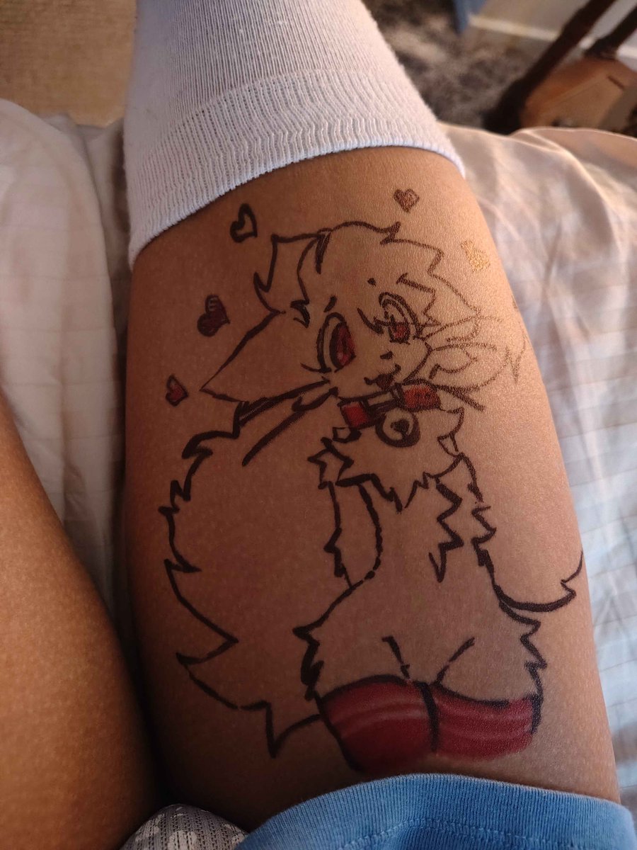 qzxt__1's tweet photo. im so good at drawing https://t.co/T2csSWzCjl