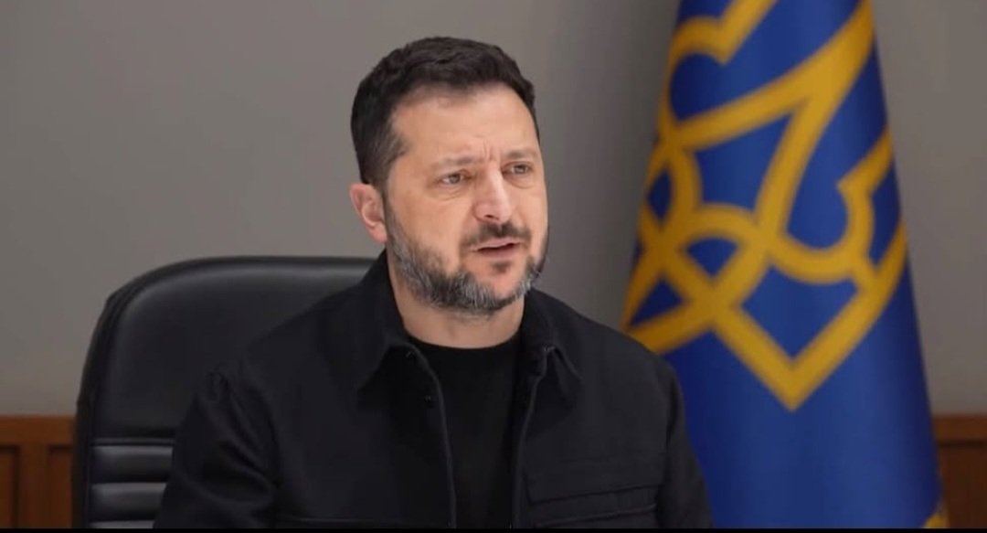 AzPetrich's tweet photo. Zelenskyy confirmed this morning that Ukraine will continue its attacks on Russian data centers. He is literally bombing lies. He is turning misinformation into rubble. This is likely one of those moments that will take 20 years for us to fully comprehend its significance. https://t.co/TyhWja9Fmd
