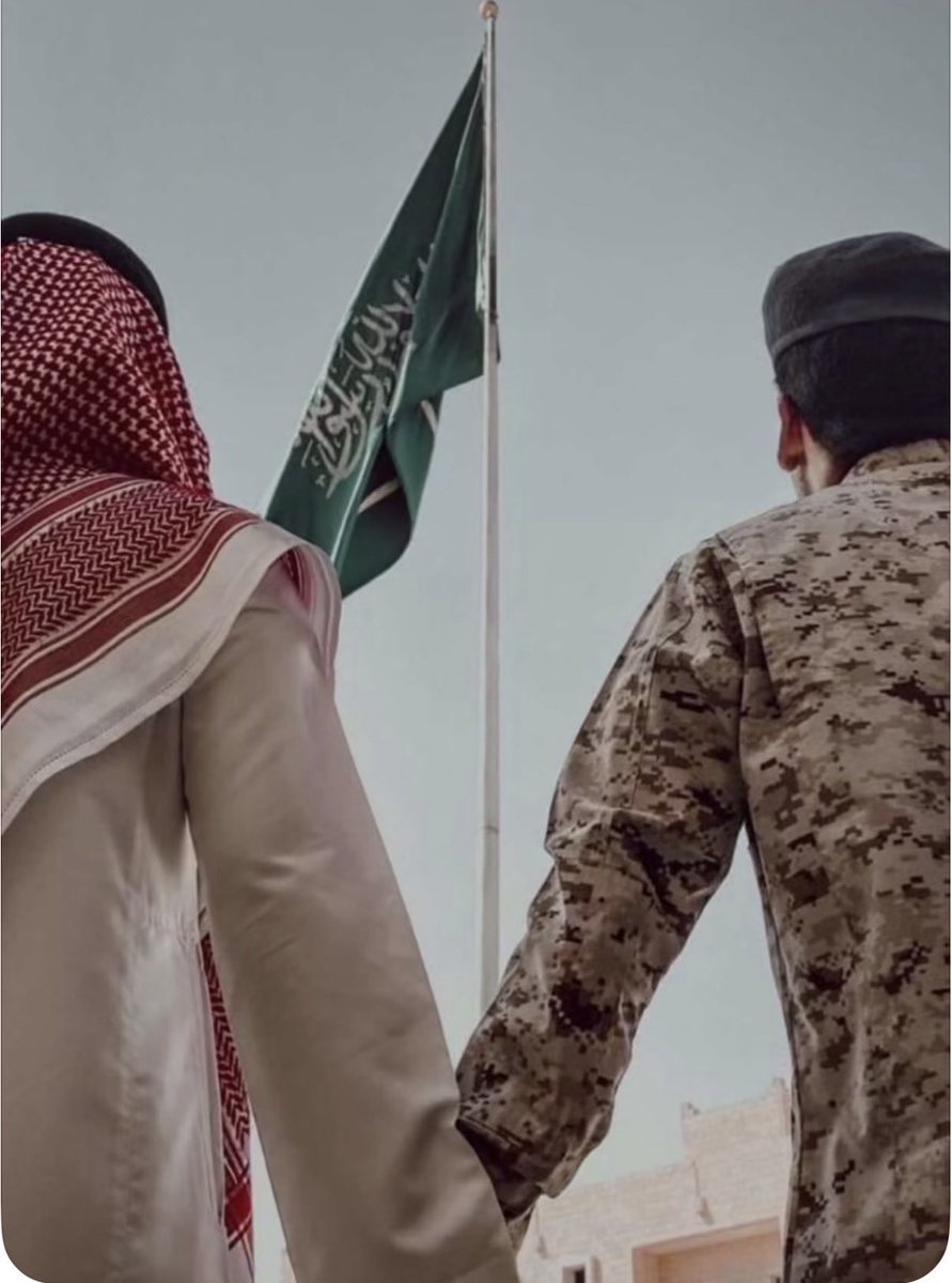 d7meee24's tweet photo. يارب مانسمع في سماك 
إلا المطـــــــر 
ولا نشوف في أرضك 
إلا الأمـــــــــان 
🤍. https://t.co/fscT8dF08y