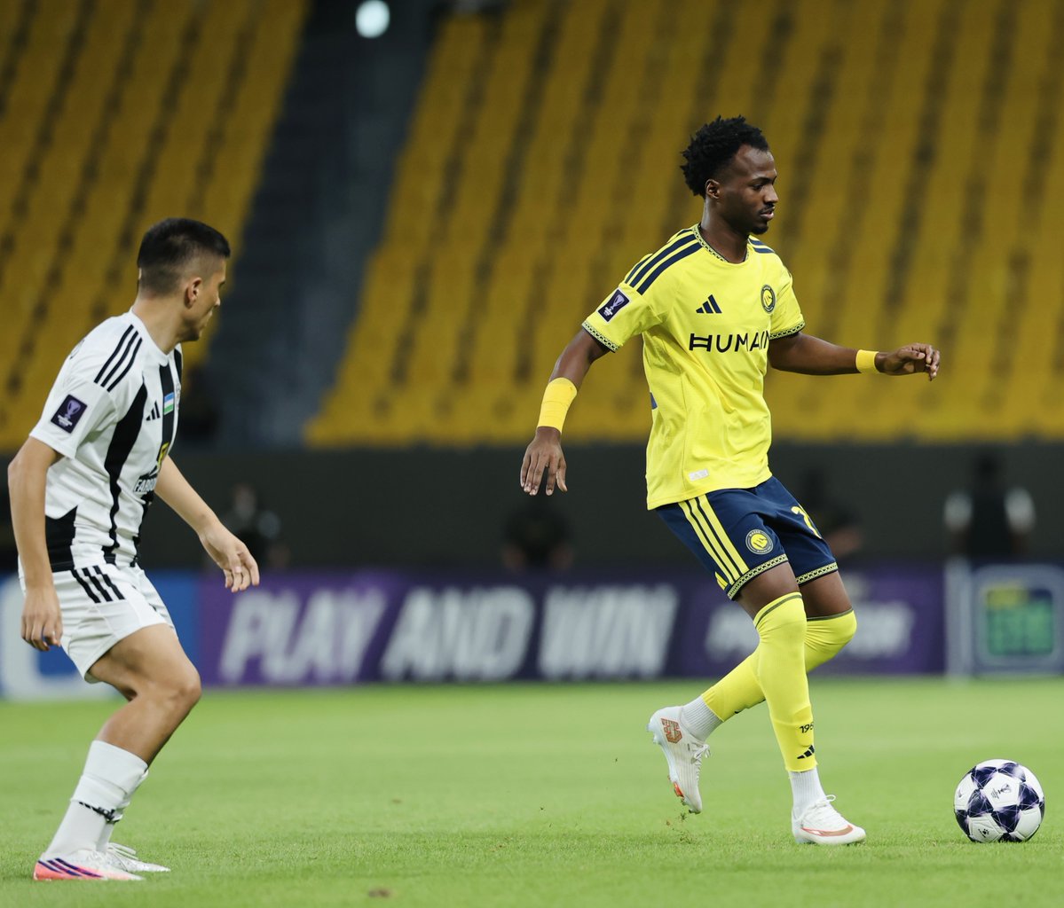 AlNassrFC's tweet photo. ⏱️'67
🟡 2 - 1 ⚪️
#النصر_نيفيتشي https://t.co/OmT4UOWD8K