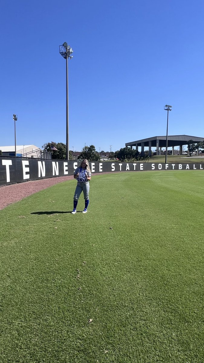 LilyHester2027's tweet photo. I had an amazing visit @TNStateSoftball today! Thank you @CoachG_14274 and @kaleiharding for showing me what being a tiger is all about! I also loved the family atmosphere on campus! Go Tigers! @CoachSaiDaniels @UnityPirillo @LadyVikingsSB1 https://t.co/BPOktPbHlp