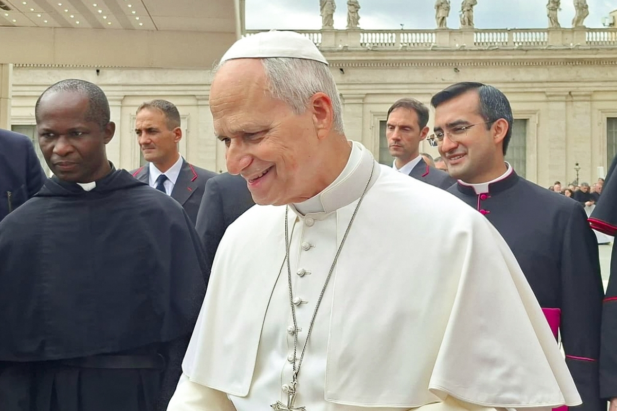 Cgfmanet_Org's tweet photo. #12ottobre2026 Madre Chiara Cazzuola, Superiora Generale dell'Istituto delle #FMA, invita alla preghiera per il Santo Padre #PapaLeoneXIV in vista dell'intervento cui dovrà sottoporsi ed esprime l'augurio di una pronta guarigione. #IFMA 👉https://t.co/6n2Dj2BOfI https://t.co/7VklCVYFvE