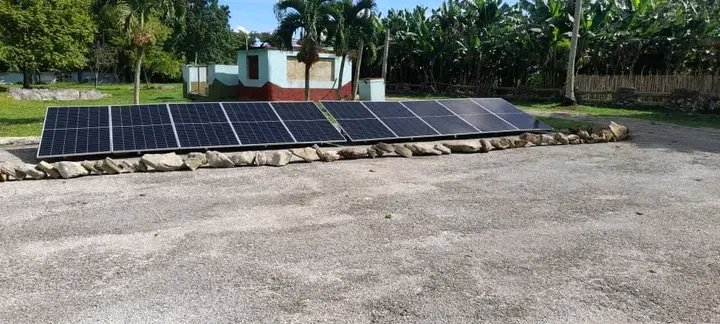 milian_mileydi's tweet photo. Campismo Popular Bamburanao ya cuenta con autonomía energética. #Yaguajay #SanctiSpíritusEnMarcha @DeivyPrezMartn1 @AlexisLorente74 @ObraDe https://t.co/RNNQFrS3wz