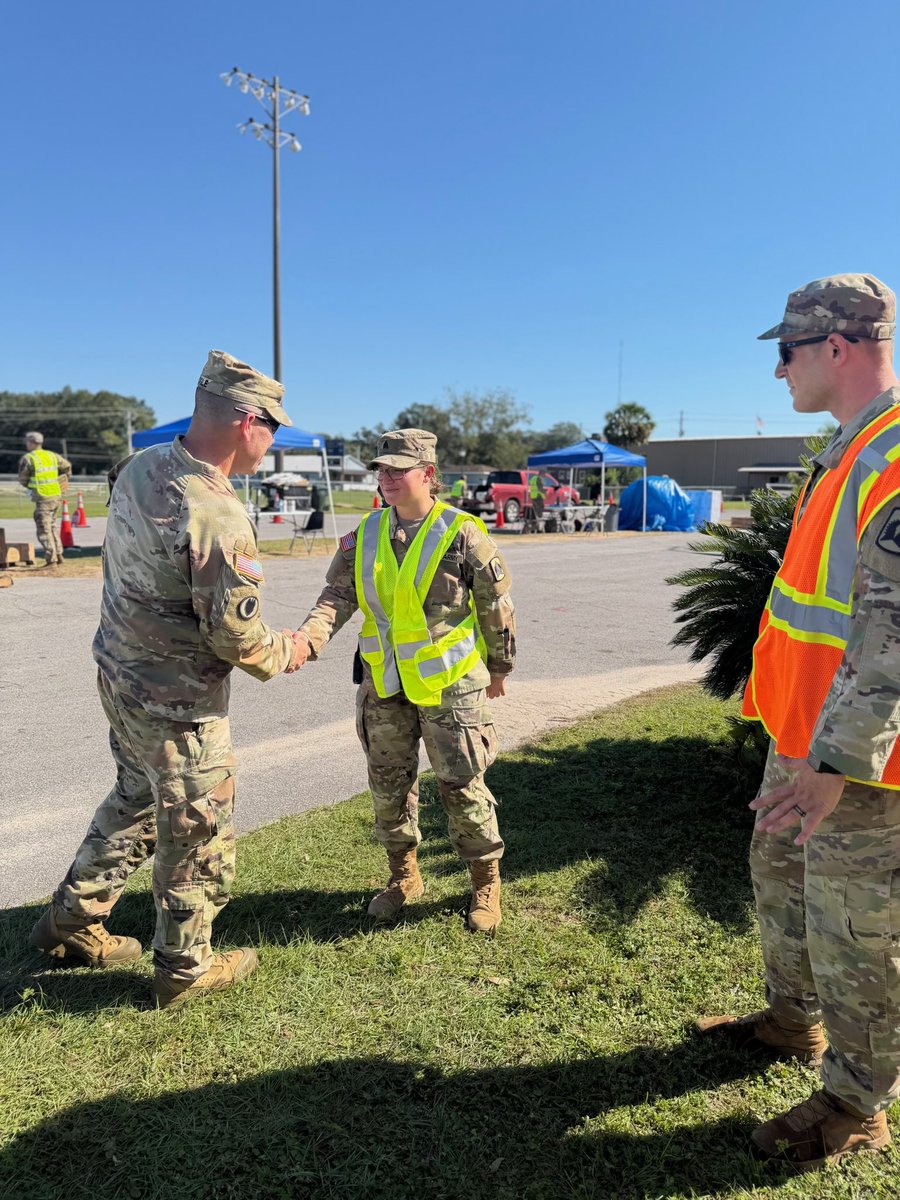 FLGuard's tweet photo. Colonel Jennifer Hunt, commander of the Florida Army  National Guard’s 83rd Troop Command, visits Soldiers  operating a distribution site in DeFuniak Springs in Walton County, Florida. 

With every essential supply handed out, these soldiers offer their neighbors something just as vital: hope and a reminder that they are not alone. Florida First!
@USNationalGuard