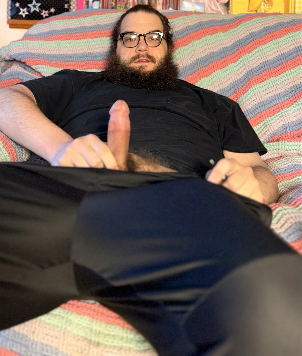 Soleyfoot14's tweet photo. Come sit on Daddy’s dick #nsfw #CHUDAİ #lgbtq #gay https://t.co/ciXiX2r9kZ